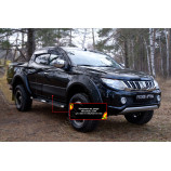Молдинги на двери (передний левый) Mitsubishi L200 2015-2018 (V дорестайлинг)