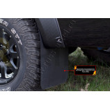 Брызговики под расширители колесных арок с выносом 50 мм Toyota Hilux 2015-2018 (VIII дорестайлинг)