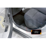 Накладки на ковролин порогов задних дверей (2 шт.) Nissan Almera 2014-