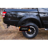 Молдинги задних крыльев (задний левый) Mitsubishi L200 2015-2018 (V дорестайлинг)