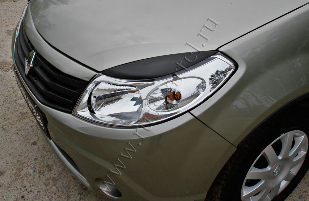 Накладки на передние фары (Реснички) Renault Sandero 2009-2013
